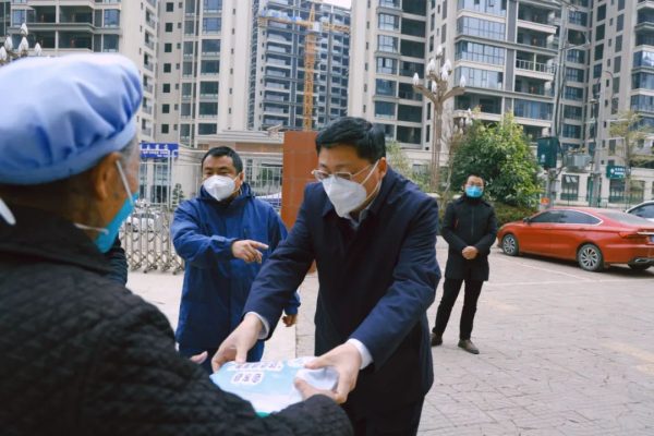 会东网，12月22日，州政协副主席、县委书记环江红到小坝心敬老院插图2