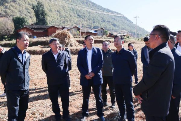 会东网报道，12月3日，刘志彬一行到会东县调研指导磷化工产业园选址工作插图1