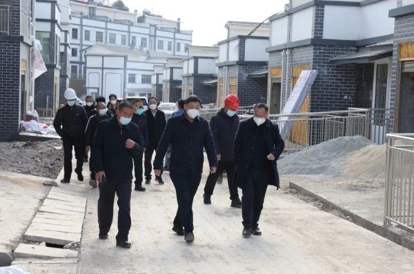 川滇明珠,12月25日,会东县委书记环江红到鱼山居民点调研督导移民房建-会东网