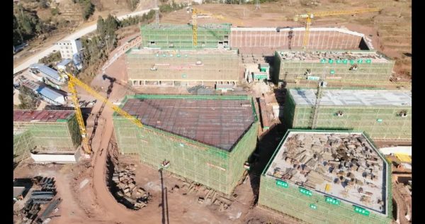 会东官网,会东县建筑工人留守项目工地过大年!插图2 会东官网,会东县建筑工人留守项目工地过大年!插图2