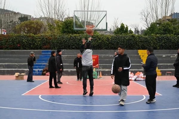 川滇明珠动态，会东“贺新春”趣味体育活动插图3