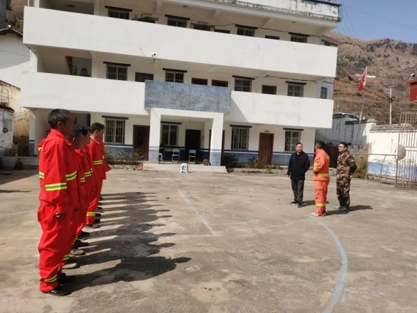 图片[1]-会东官网，2月19日，毛孝碧到鲁吉镇暗访督导森林草原防灭火工作-会东网