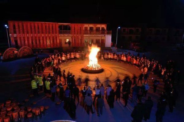 会东县彩云街夜生活电话号码?会东县晚上好玩的地方?插图 会东县彩云街夜生活电话号码?会东县晚上好玩的地方?插图