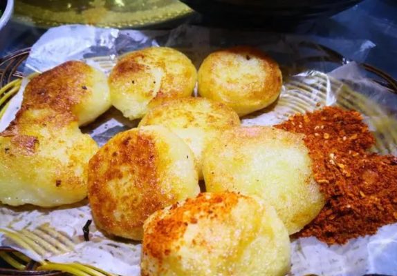 会东非遗洋芋粑粑(会东家喻户晓小吃洋芋粑粑)插图1 会东非遗洋芋粑粑(会东家喻户晓小吃洋芋粑粑)插图1