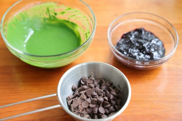 三色冰淇淋制作方法,口感松软解馋,颜值爆表!插图1 三色冰淇淋制作方法,口感松软解馋,颜值爆表!插图1