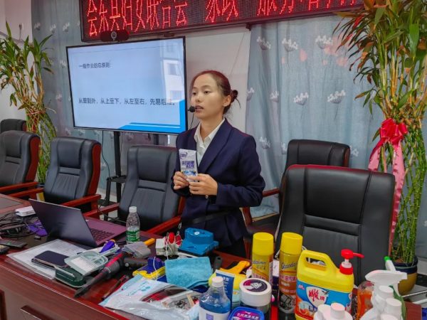 县妇联举办“家政、育婴员”服务培训班,助力妇女创业就业插图2 县妇联举办“家政、育婴员”服务培训班,助力妇女创业就业插图2