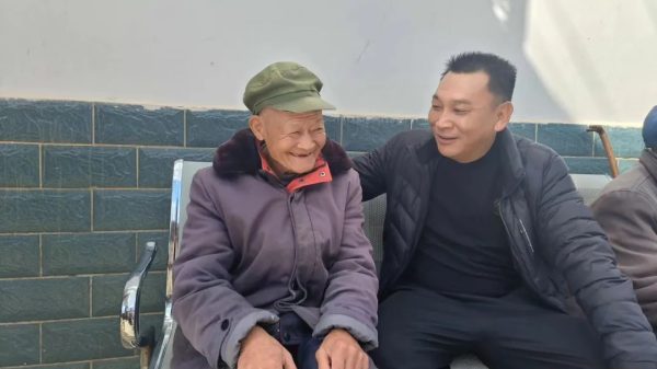 唐智:用爱心和耐心为敬老院老人打造温馨家插图 唐智:用爱心和耐心为敬老院老人打造温馨家插图