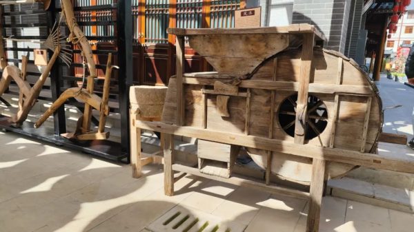 参观农耕文化展示区,感受古人智慧与农耕文明的魅力插图 参观农耕文化展示区,感受古人智慧与农耕文明的魅力插图