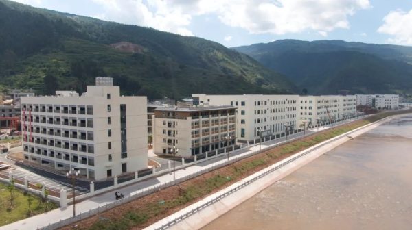 会东县小岔河特色产业园一期项目加紧建设！插图