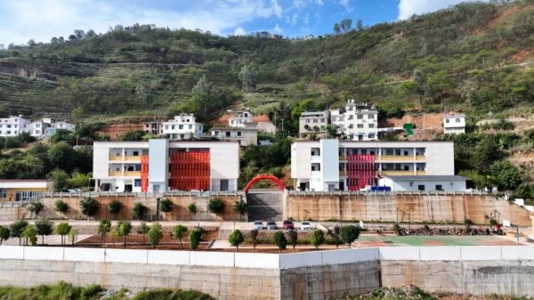 会东县首家鞋厂正式开工！插图