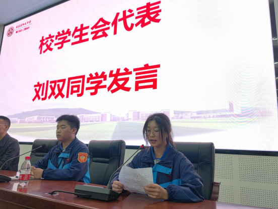 会东县和文中学举行学生会换届暨总结表彰大会插图5 会东县和文中学举行学生会换届暨总结表彰大会插图5