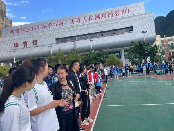 会东和文中学教职工运动会篮球比赛开幕插图7 会东和文中学教职工运动会篮球比赛开幕插图7