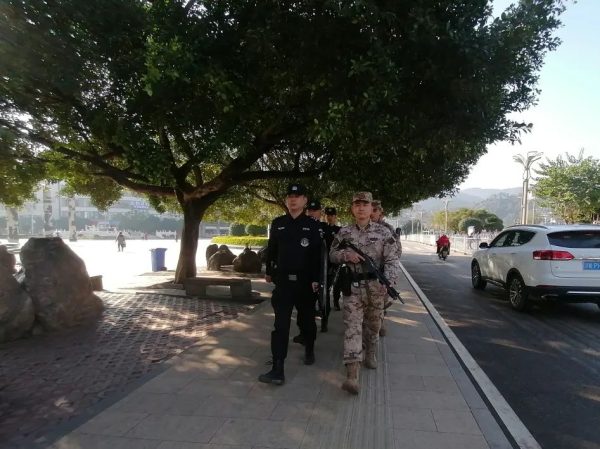 会东县公安局特巡警大队联合武警中队加强“彝族年”治安防控-会东网