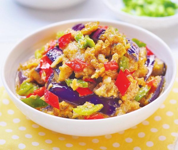 会东网美食丨川味炝锅鱼、肉丝花生凉粉、咸蛋黄烧茄子做法插图7 会东网美食丨川味炝锅鱼、肉丝花生凉粉、咸蛋黄烧茄子做法插图7