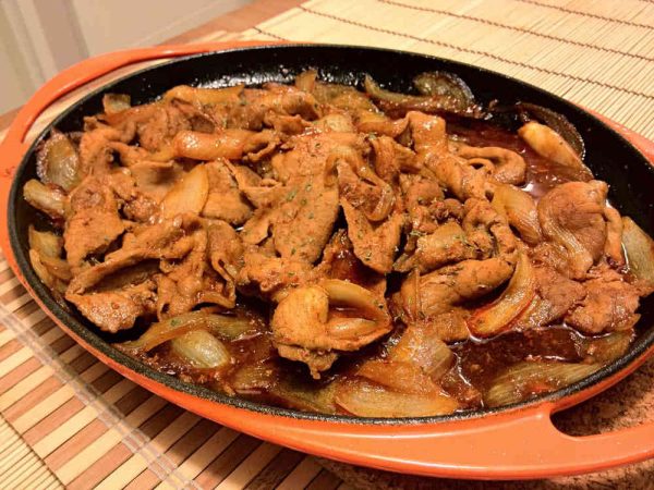 “铁板火锅肉片”、“凉拌菠菜泥”和“卤水乳鸽”的做法插图2 “铁板火锅肉片”、“凉拌菠菜泥”和“卤水乳鸽”的做法插图2