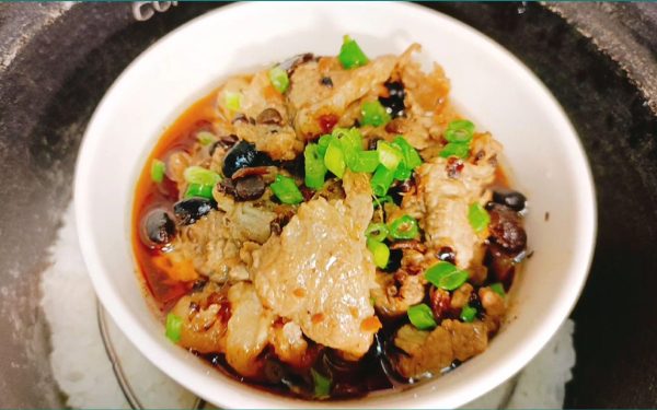 【会东网】豆豉蒸五花肉和酸菜炒猪肚条的做法插图2 【会东网】豆豉蒸五花肉和酸菜炒猪肚条的做法插图2