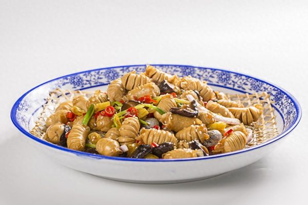 会东网:山药炒素肠、竹笋炒腊肉、萝卜炒肉、香焖鱼腩的做法插图 会东网:山药炒素肠、竹笋炒腊肉、萝卜炒肉、香焖鱼腩的做法插图