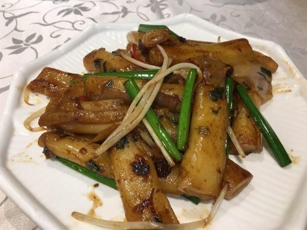 会东网:山药炒素肠、竹笋炒腊肉、萝卜炒肉、香焖鱼腩的做法插图2 会东网:山药炒素肠、竹笋炒腊肉、萝卜炒肉、香焖鱼腩的做法插图2