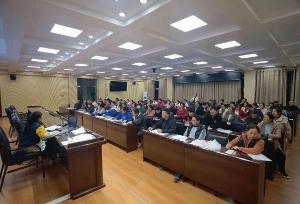 会东县教体局举办三级社会体育指导员培训插图1 会东县教体局举办三级社会体育指导员培训插图1