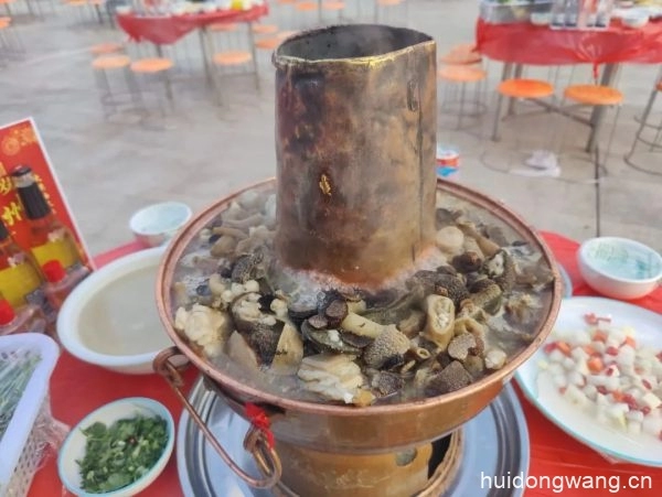 冬至节会东县举办“黑山羊·黑松露”美食节，共享羊肉汤的温暖插图1