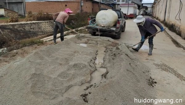 堵格镇强化组织保障,解决农村饮水问题插图1 堵格镇强化组织保障,解决农村饮水问题插图1