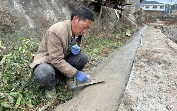 堵格镇强化组织保障,解决农村饮水问题插图2 堵格镇强化组织保障,解决农村饮水问题插图2