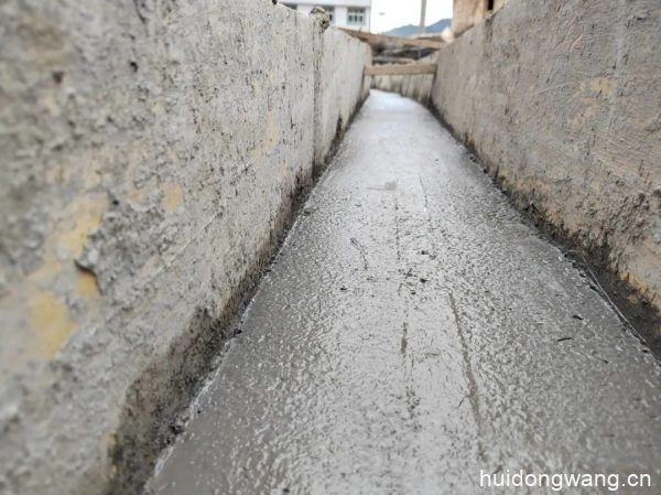 堵格镇强化组织保障,解决农村饮水问题插图4 堵格镇强化组织保障,解决农村饮水问题插图4