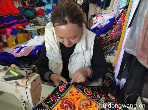 会东彝族高帽服饰艺术（会东县高帽文化）？插图5