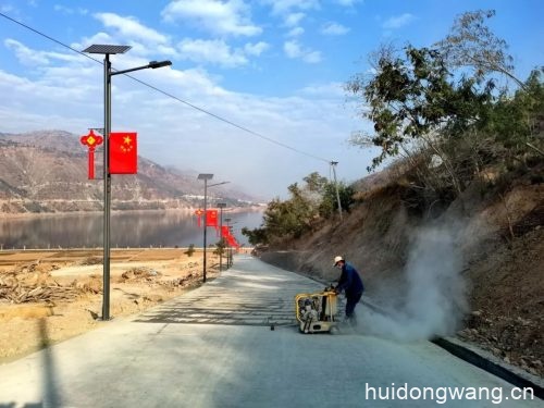 盘龙村建设发展怎么样（溜姑乡盘龙村灯火阑珊）？插图2