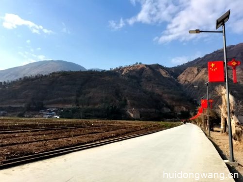盘龙村建设发展怎么样（溜姑乡盘龙村灯火阑珊）？插图1