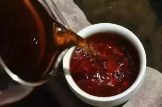 隔夜茶可以浇花吗 隔夜茶可以浇花吗