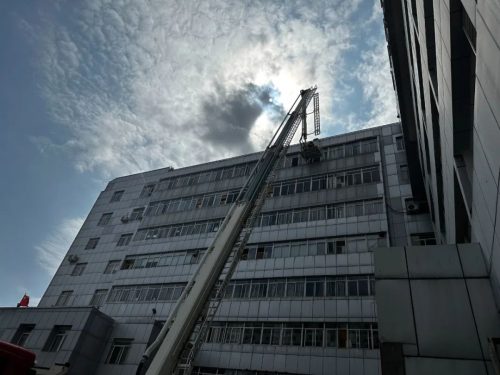 会东县医院联合消防队,开展生命安全演练插图 会东县医院联合消防队,开展生命安全演练插图