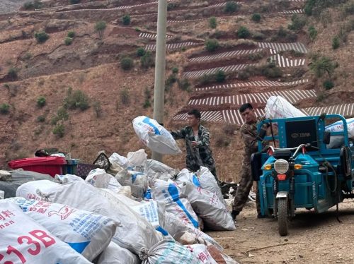 会东县：乌东德镇人居环境整治“不松劲”持续攻坚促提升插图1