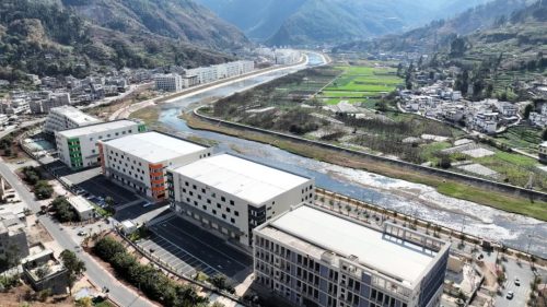 会东大力发展工业经济,推进园区建设插图 会东大力发展工业经济,推进园区建设插图