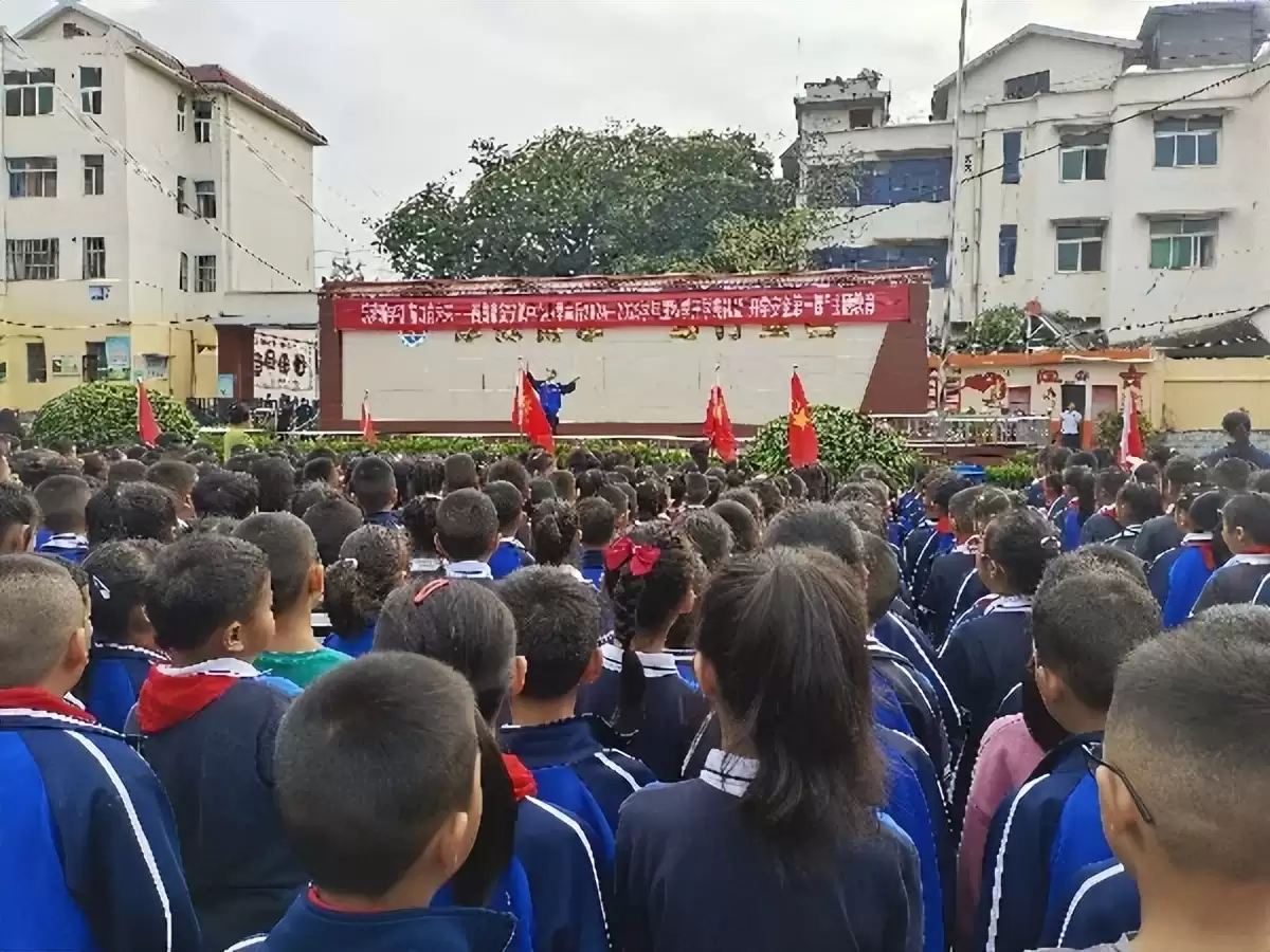 西昌新学期开学，师生奔赴“热辣滚烫”新学年！插图14
