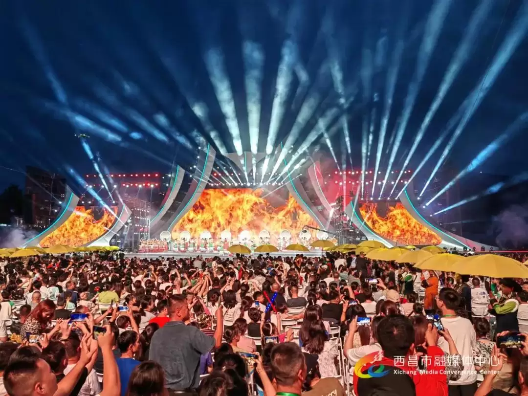 视觉盛宴：2024年凉山彝族火把节精彩画面回顾！插图6