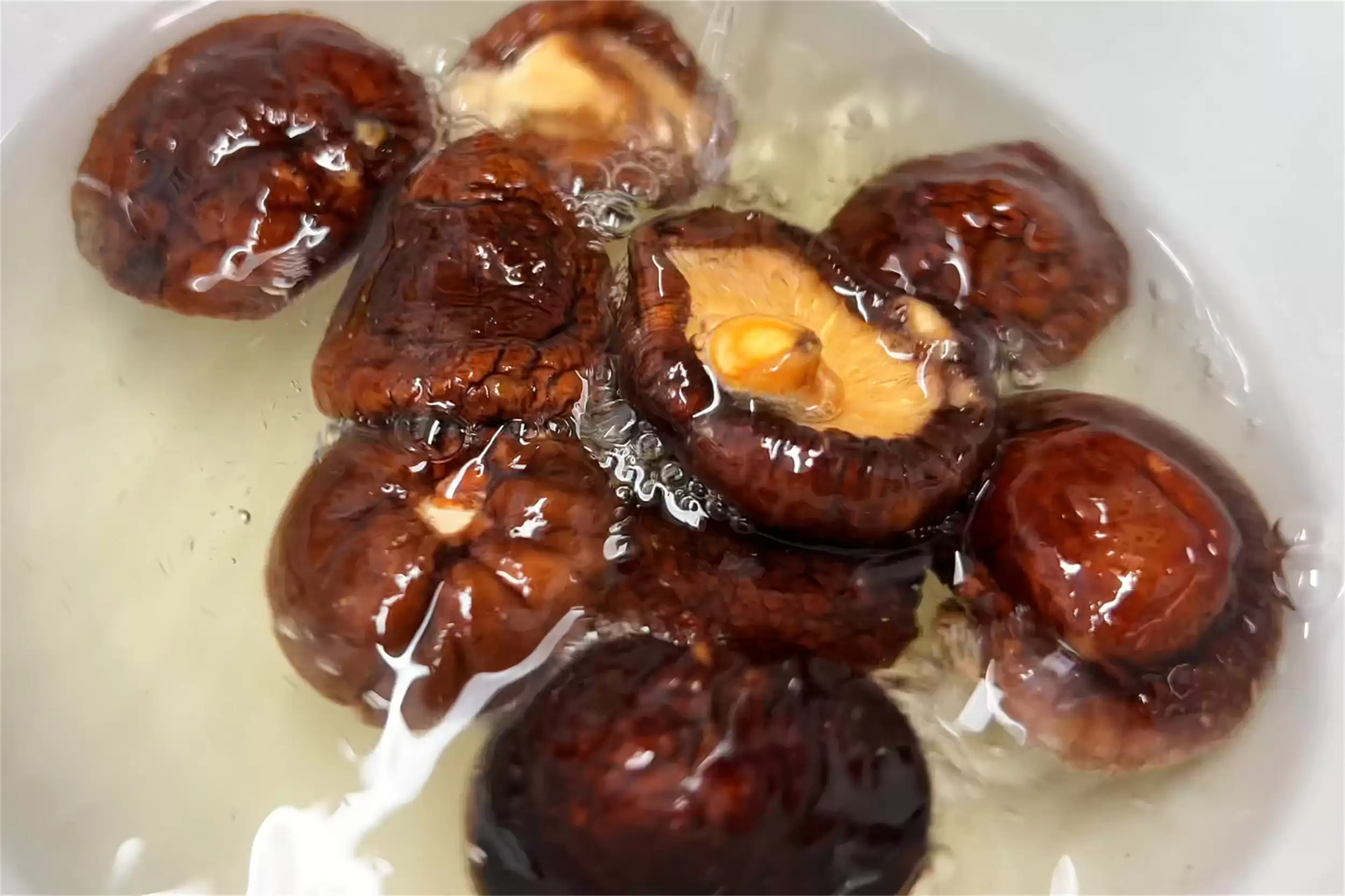 饺子皮新吃法：烧卖制作简单又美味插图4
