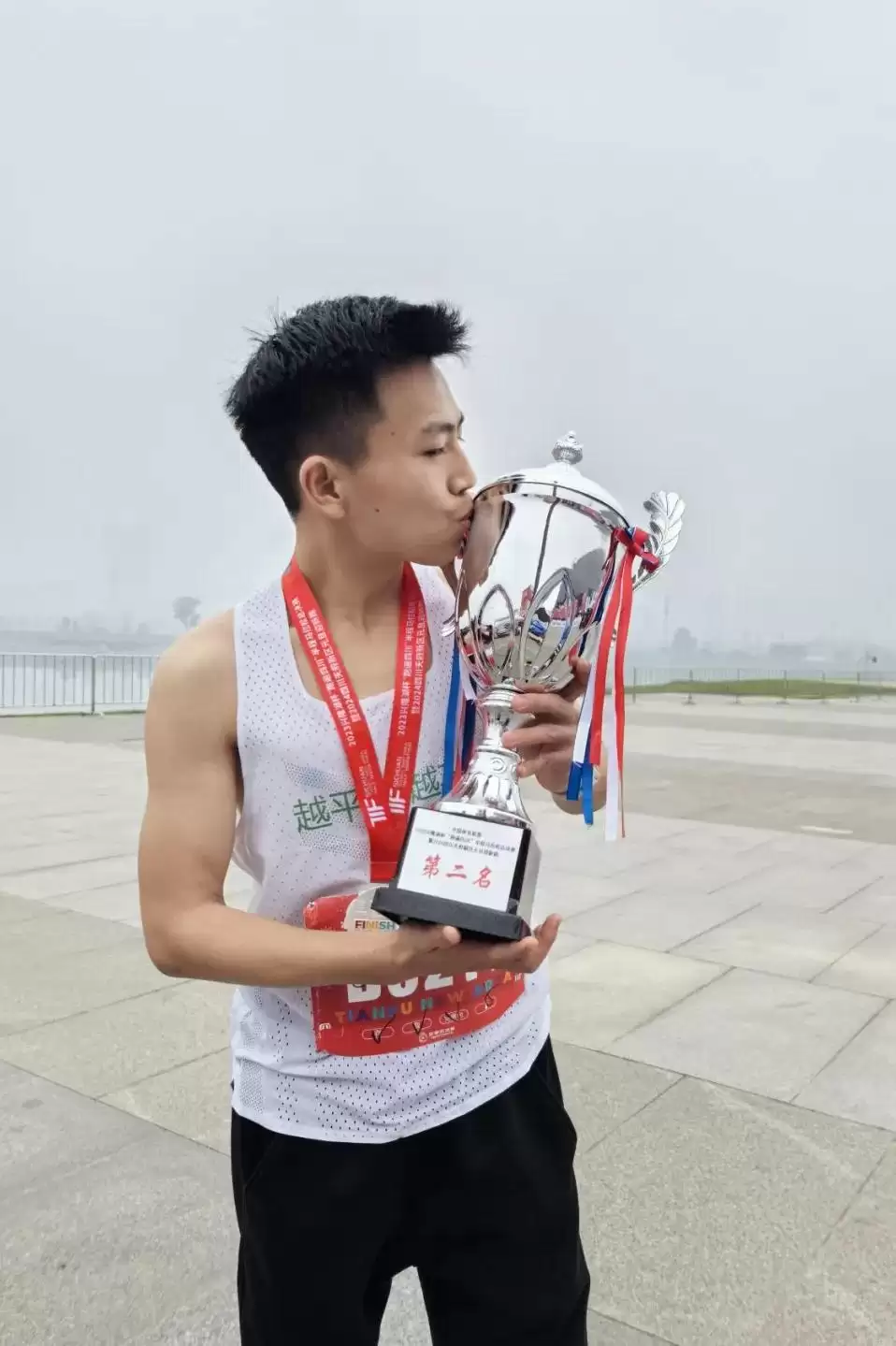 “西马”十年之约，西昌跑团逐梦奔跑不停歇！插图16