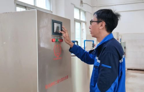 国庆假期，会东县各行业坚守岗位保障民生服务插图2