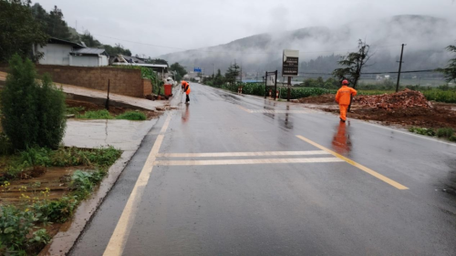 会东县公路养护中心:全力保障汛期公路安全畅通插图2 会东县公路养护中心:全力保障汛期公路安全畅通插图2