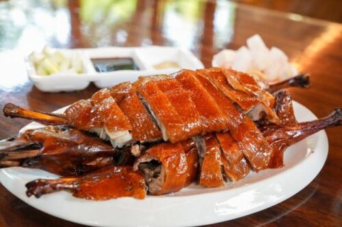 云南美食之旅:探寻八大滇菜之魂,品味彩云之南的独特风味插图4 云南美食之旅:探寻八大滇菜之魂,品味彩云之南的独特风味插图4