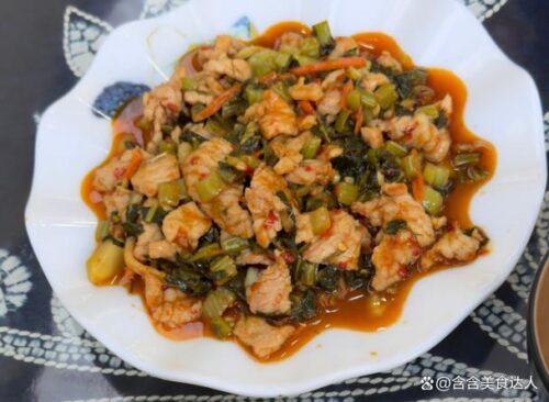 云南美食之旅:必尝6道滇菜,唤醒你的味蕾!插图3 云南美食之旅:必尝6道滇菜,唤醒你的味蕾!插图3