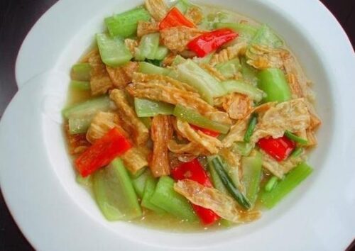 丝瓜美味秘籍:多样做法开启味蕾盛宴-会东网