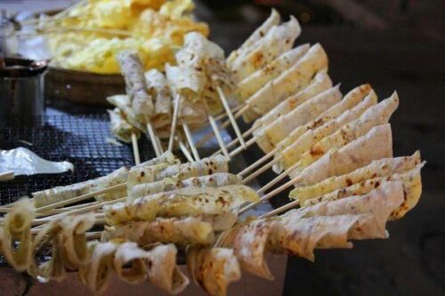 云南十大小吃:品味地道云南风味,探寻传统美食魅力插图6 云南十大小吃:品味地道云南风味,探寻传统美食魅力插图6