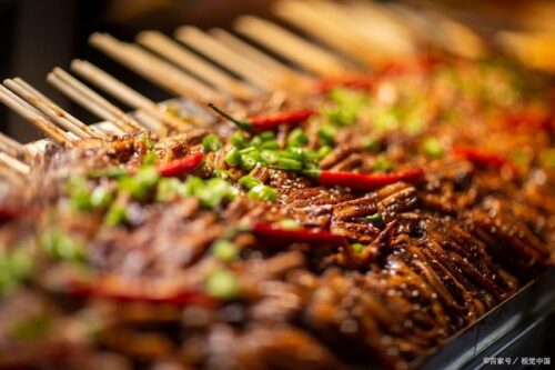 云南美食探索:十大必尝经典,解锁味蕾新体验!插图8 云南美食探索:十大必尝经典,解锁味蕾新体验!插图8