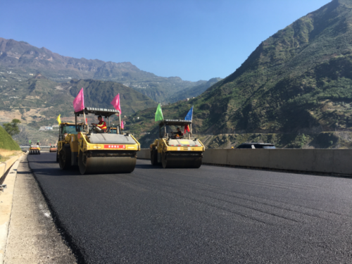 西香高速与宜攀高速多项工程加速推进,全力冲刺年度目标插图3 西香高速与宜攀高速多项工程加速推进,全力冲刺年度目标插图3