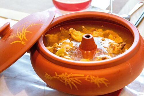 云南美食探索:十大必尝经典,解锁味蕾新体验!插图1 云南美食探索:十大必尝经典,解锁味蕾新体验!插图1