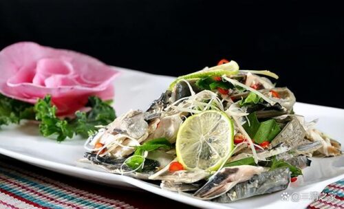 云南美食十大经典:舌尖上的彩云之旅插图6 云南美食十大经典:舌尖上的彩云之旅插图6