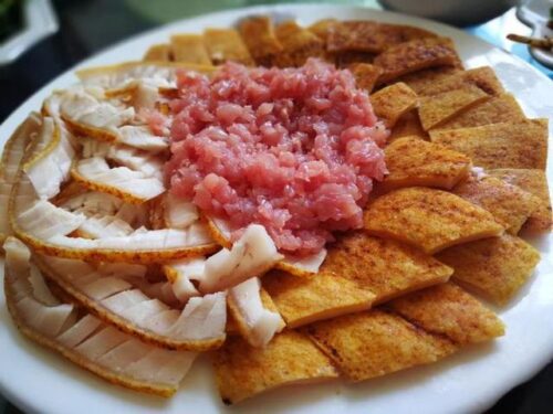 云南美食探秘：这些名菜，你尝过几道？插图1