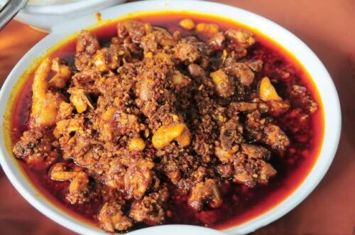 云南家常菜十绝:品味地道彩云之南的风味插图6 云南家常菜十绝:品味地道彩云之南的风味插图6